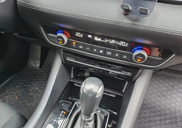 Mazda 6 cena 82900 przebieg: 79800, rok produkcji 2018 z Więcbork małe 497